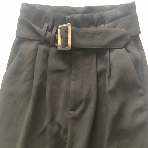 Stradivarius - Straight pant with belt, high waist - Picture 3 of 3